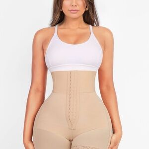 Bellafit Shapewear. SCULPT HIGH-WAIST BBL SHORTS. Size L.